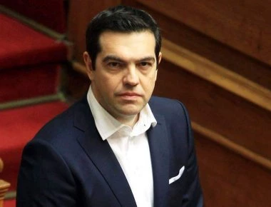 Από στιγμή σε στιγμή στο Προεδρικό Μέγαρο ο Τσίπρας - Ορκίζεται ΥΠΕΞ για να παραδώσει τη Μακεδονία